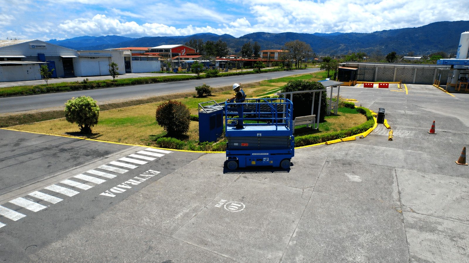Beneficios del mantenimiento en la renta de plataformas